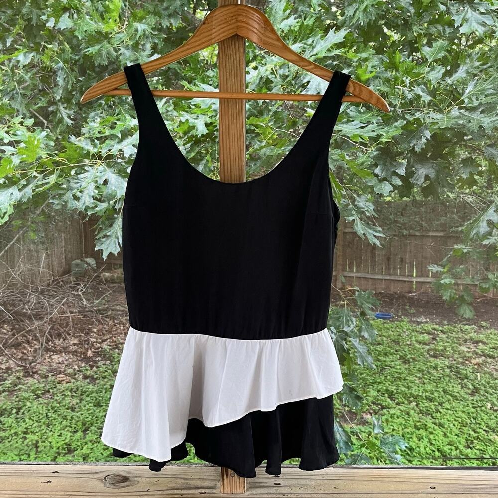 COS Women's Black & White Peplum Sleeveless Top Size 34 (U.S. S)